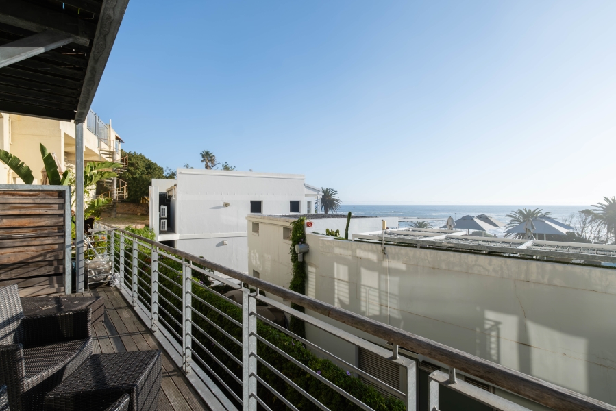 1 Bedroom Property for Sale in Camps Bay Western Cape